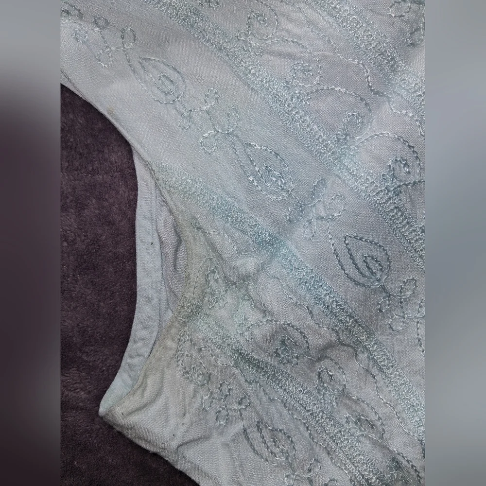 Vintage Boho Embroidered 100% Rayon Mini Dress With Button Front And Tie Back - Picture 10 of 10